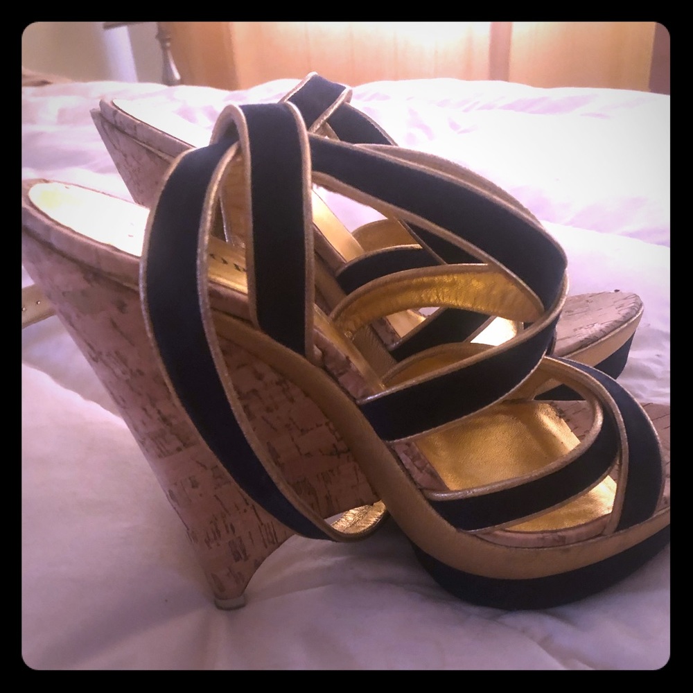 Khloe kardashian owned shoes!